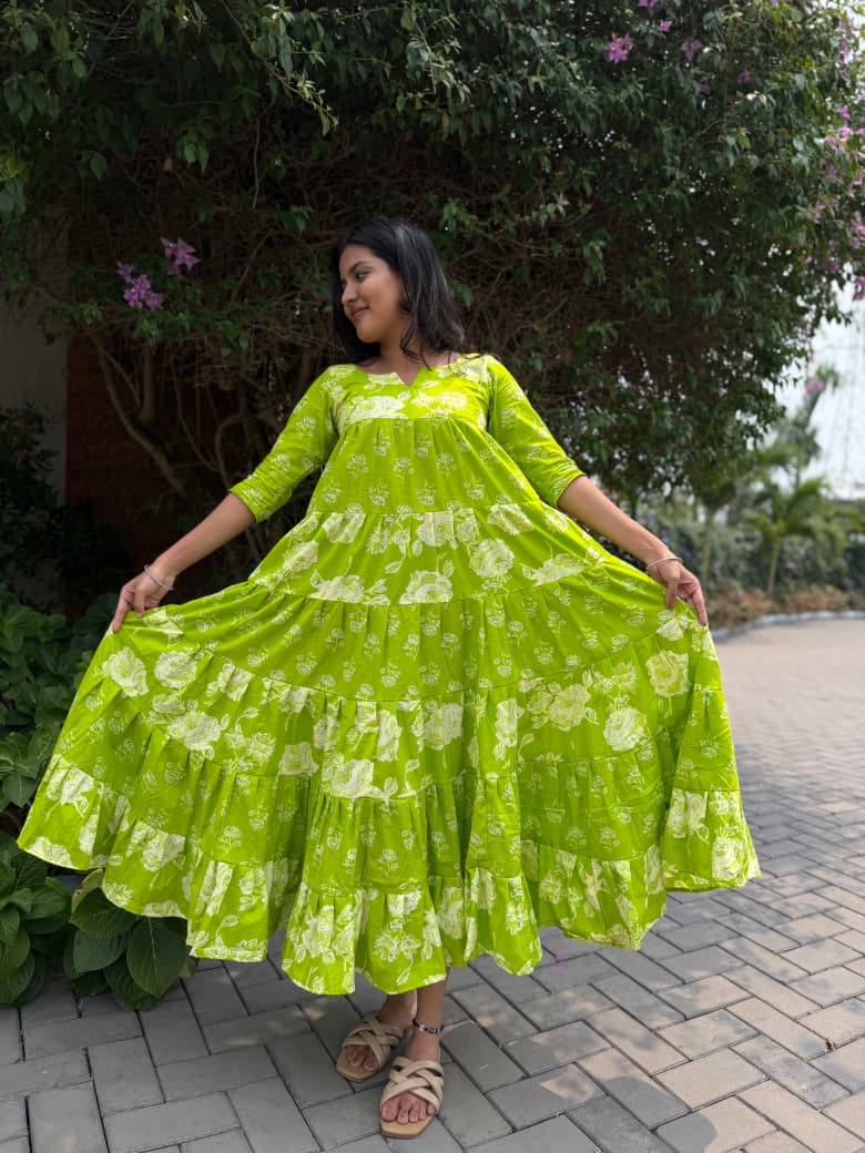 [PBC1006] Blooming Rose Jaipur Hand-Block Cotton – lime green colourway, full-length front view