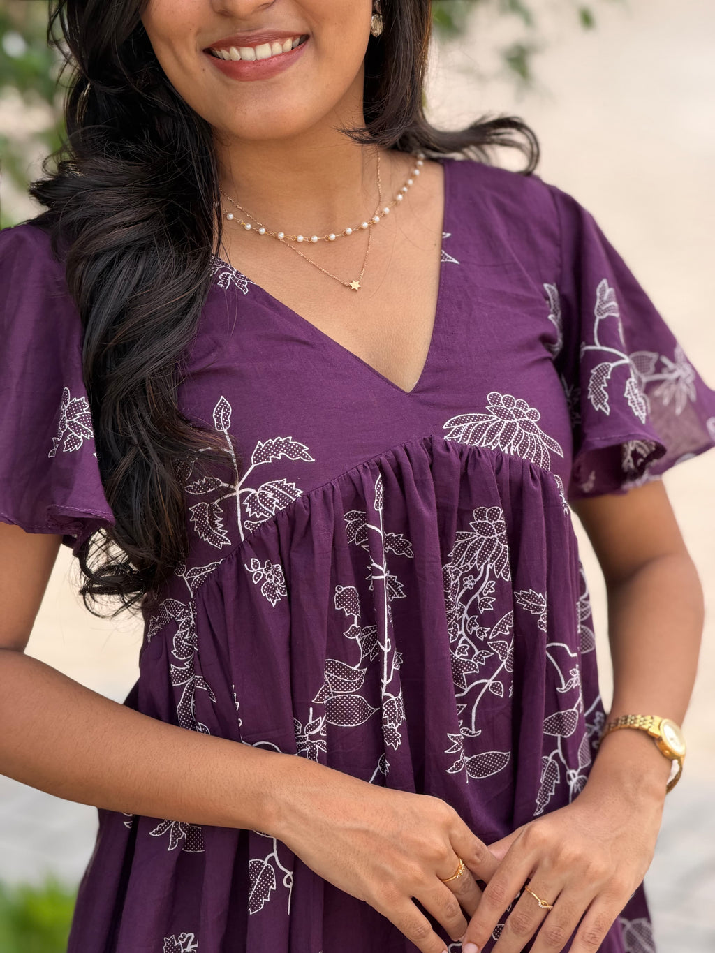 [PBC1009] Royal Plum Botanical Jaipur Hand-Block Cotton – upper body portrait showing neckline and print