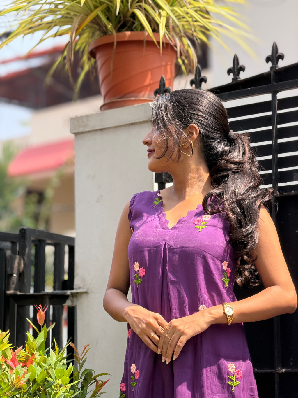 [PBC1018] Royal Violet Embroidered Handloom Chanderi Silk – upper body portrait showing scalloped neckline