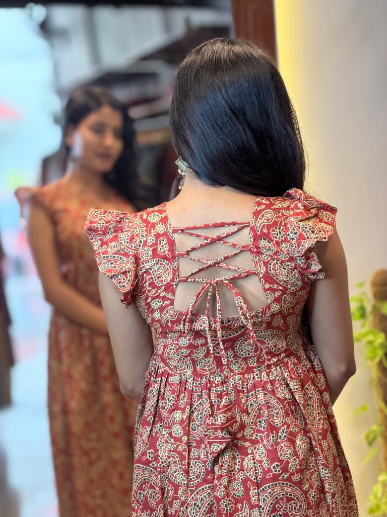 [PBC1036] Rust Paisley Hand-Block Jaipur Soft Cotton – back view showing the fabric's paisley print