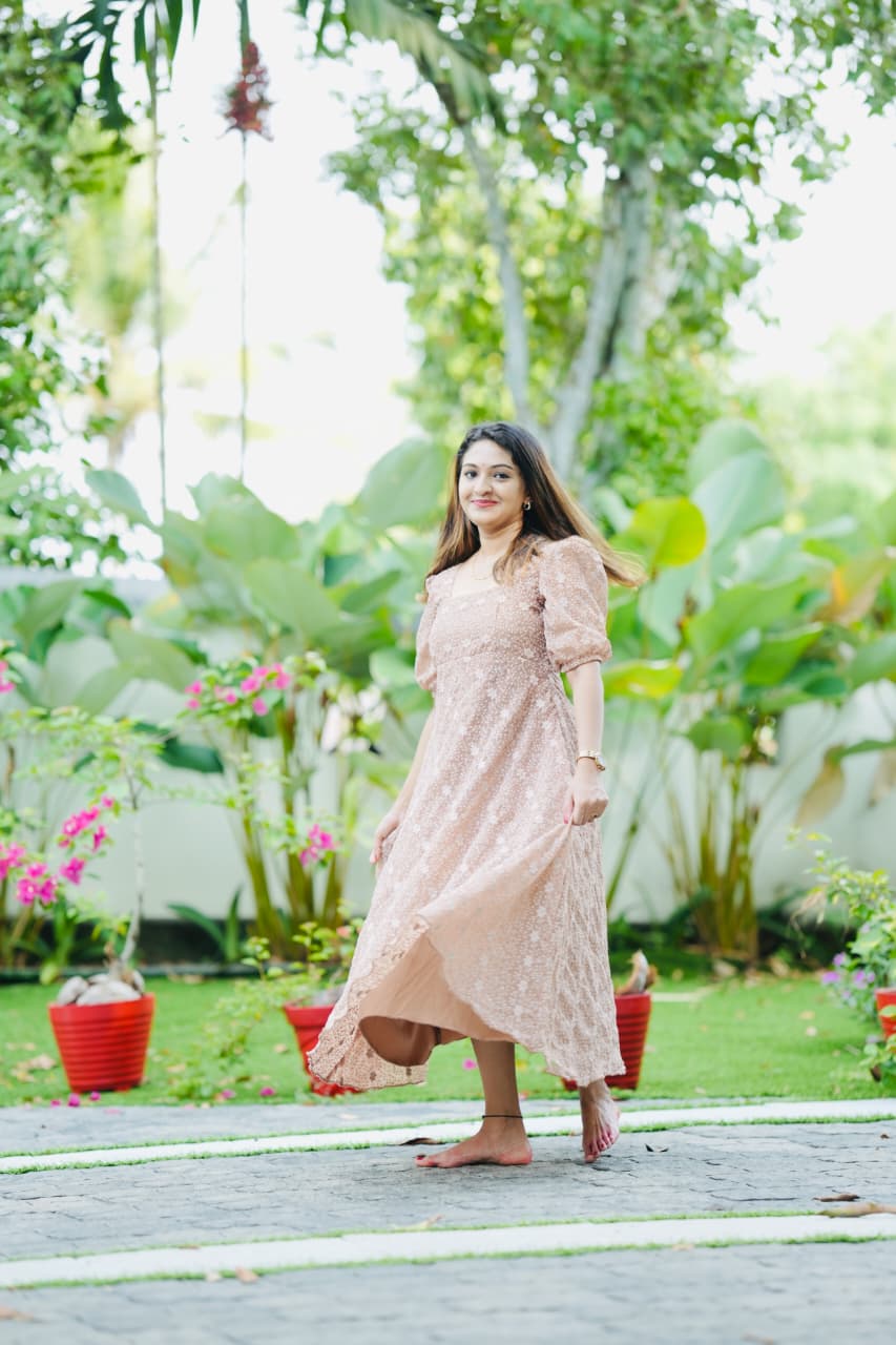 [PBC1044] Dusty Rose Floral Embroidered Georgette – full-length view showing the skirt flare in the garden