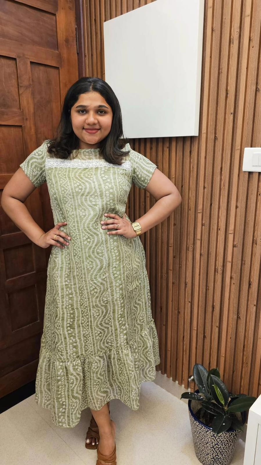 [PBC1051] Sage Bandhani Wave Jaipur Soft Cotton – full-length front view showing the silhouette and bandhani wave print