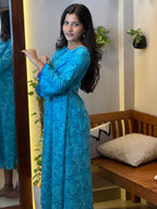 [PBC1054] Turquoise Floral Jaipur Soft Cotton – side profile showing the bell sleeves and print placement