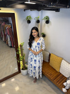 [PBC1061] Indigo Bloom Jaipur Soft Cotton – full-body front standing