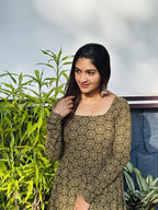 [PBC1067] Olive Medallion Booti Jaipur Soft Cotton – square neckline and bodice print