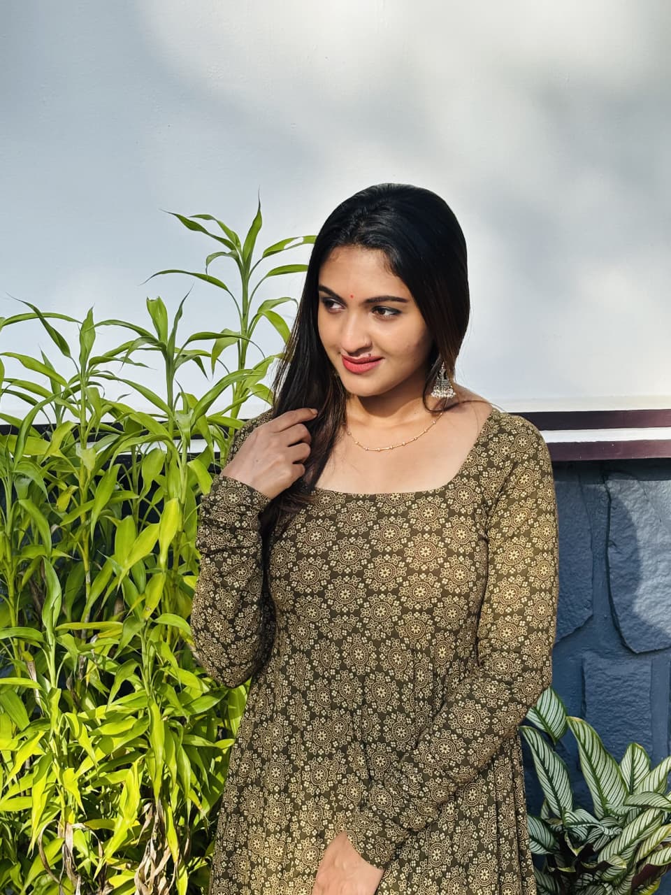 [PBC1067] Olive Medallion Booti Jaipur Soft Cotton – square neckline and bodice print