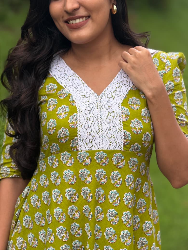 [PBC1069] Lime Floral Booti Jaipur Soft Cotton – yoke and lace close-up